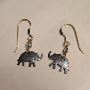 Vintage HOLLY YASHI Elephant  Earrings in Black and Gold.. Signed